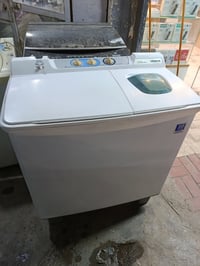 غسالة عادية حوضين للبيع  غسالة عادية حوضين نوع هيتاشي يابانية الاصلية ...