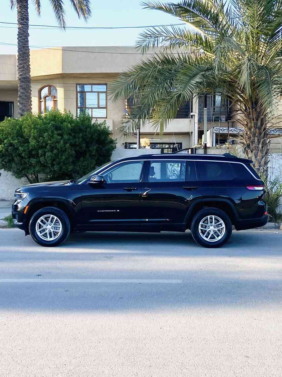 جيب لاريدو 2023 امريكي
6 سلندر مكينة 3600 
رقم بغداد الدولـي بأسمي
7 راكب لون اسـوود ملكي
/ حادث جاملغ امامي فقط / بدون ايرباك بدون دواخل
ركززززز #صور_حادث_وسونار_بلمنشور 
دفع رباعي
قيادة ذاتية
تشغيل عن بعد
شفتات ستيرن
رادار امامي جانبي مانع تصادم
تحذير خروج عن المسار
تحذير تجاوز السرعة
مستشعر نوم السائق
حساس امطار
تعديل وضعيات المقود والمري كهرباء
هاند بريك بصمة 
ابل كار بلي
نظام الملاحة
تبريد 3 قطع
ماشية 42 الف ميل
السعر 265 ورقة وبي مجال بسيط
بغداد العامرية ***********
