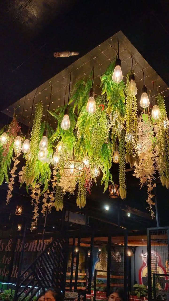 🌿 متدليات وكرات زرع بأشكال فخمة 🌿
لمسة ديكور تخلي المكان أرتب وأجمل 😍

مناسبة للبيت، القاعات، المحلات والكافيهات ✨

✅ ألوان وأشكال متنوعة

✅ جودة مرتبة

✅ أسعار مناسبة


**إذا كنت صاحب هذا الإعلان وتريد حذفه لأي سبب، رجاءا أرسل رسالة إلى الدعم الفني**