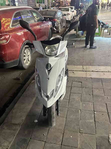 اسلامو عليكم جيتي ار للبيع جديده مال رمبه بانزين محسن ادير دهن احسن دهن اطلع بيها الصبح اروح المكان عملي قريب على بيتنه ٥ دقايق تبقه طافيه لليل ارجع بيها بعد ماطلع كفرات جددد محرك برغمي ممفتوح بي بس الكفر المامي نطخ فطر بي سويته وصبغته صبغ كلش حلو كلفني بس صبغ٥٠ الف بس فطر وصلحته الدراجه كلش جديده وناعمه مكاني المنصور شارع الرواد
 عارضها ٩٠٠ مصار شهرين من نزلته من الرمبه *********** تعال شوفها وادلل  شكرا للأدمن❤️
