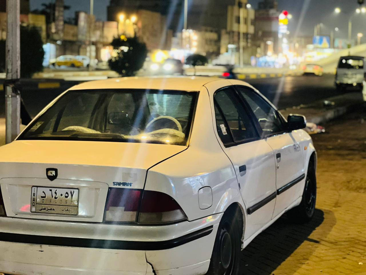 للمراوس بكيه عبري فتون او جنبي 
سيارة سمند 2010 لون ابيض كفاله قطره اخياس او صبغ ما بيه مضيعين عنوان صاحبها  سنويتها استنساخ اسويلك بيها مكاتبة اتكفلك بيها سرقة وعشائر وإذا تحصل صاحبها بالعافية عليك رقم بغداد الماني كير ومحرك  وتبريد جدد شرط  بيها  جيب فيتر وتعال إذا تريد كشرها كفاله عده باب السايق ترايك بيها وين مايعجبك سيارة حلوة***********
