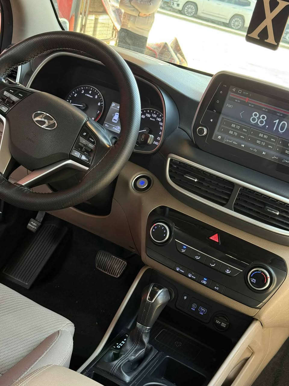 توكسون 19خليجي للبيع اوالمراوس بسيارة أقل سعر ***********
