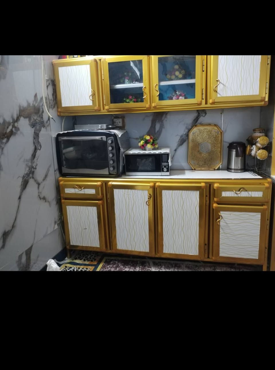 كاونتر مستعمل نضيف كلش للبيع مكاني البصره خمس ميل *********** نهايته ٢٥٠بدون مظاهر
