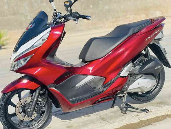 سلام عليكم بي سي اكس البيع دراجة كفالة عامة حجم المكينة 150 دراجة ياباني ياباني وراق كاملة معة ورقت المزاد مالتهة كفالة عامة ستفسار خاص او ***********
