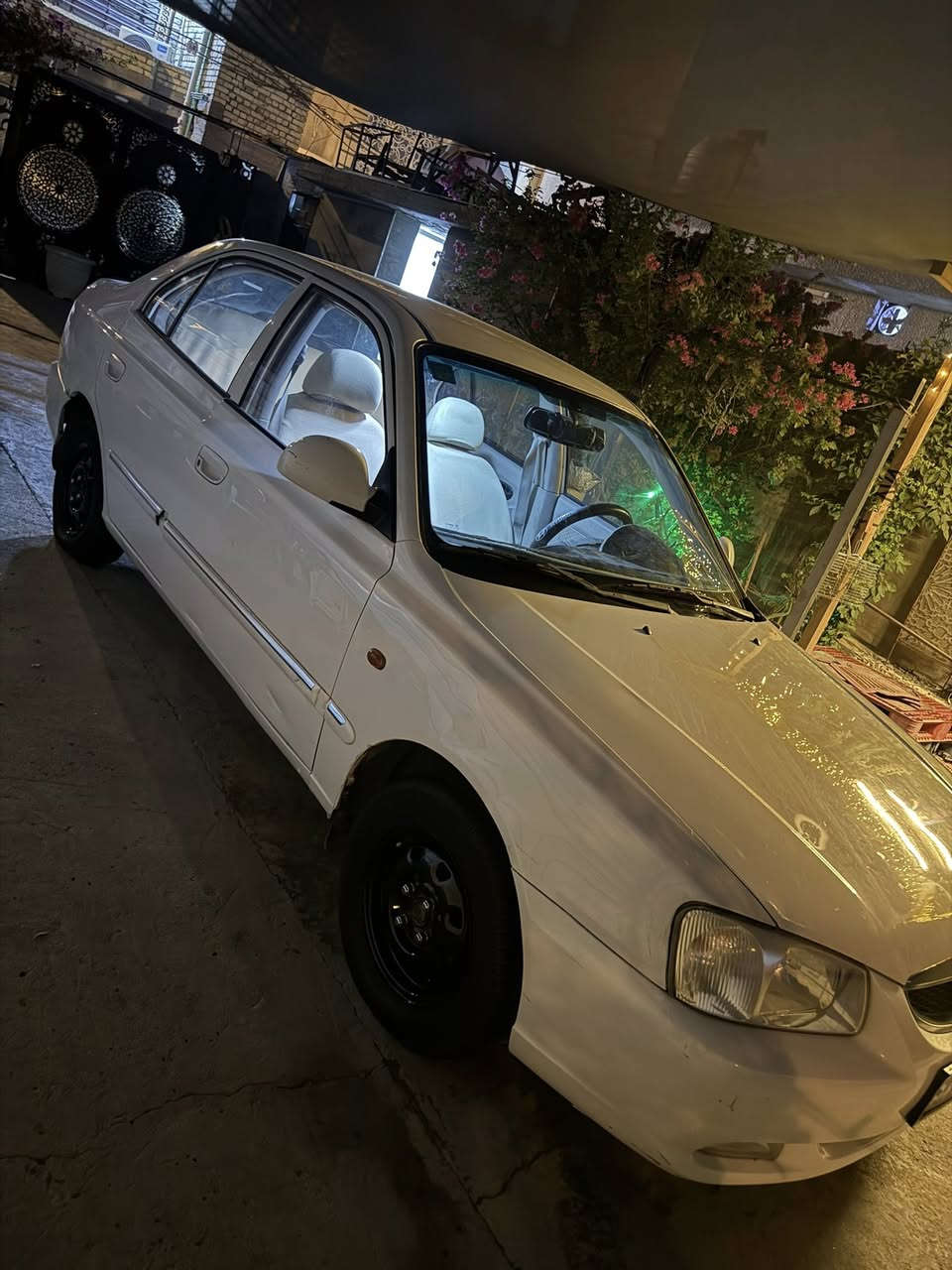 سلام عليكم
فيرنه 2012
رقم  كربلاء تحويل ثاني يوم
كير عادي 
كير مكينه 
كهربايات 
تبريد ثلج
خير من الله
سياره نضيفه 
مابيها نقص 
 بيها تكحيلات وجاملغ امامي اليمن صبغ
عنوان 
بغداد زعفرانيه
***********
السعر 65$
