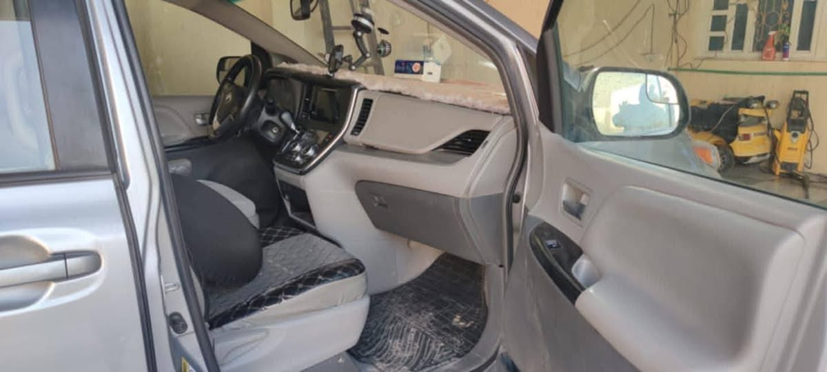 السلام عليكم 
سينا 15 رقم كربلاء مشروع وطني بسمي مداور بأي مكان يعجبك ضايفيلها منظومة غاز خزان 80 لتر حادثه اسفل داير  الجاملغ الخلفي وصبغ جزء من باب السلايت ويوجد صبغ في باب الصندوق بدون ايرباك
مكينه كير مكفولات حداديه جديده تخم تاير جديد تبريد تدفئة شغال كشن السائق كهرباء بيبان سلايت كهرباء استخدام شخصي مكاني ناصريه السعر ١٨٠ الشراي  على الرقم *********** سوق الشيوخ, ذي قار
