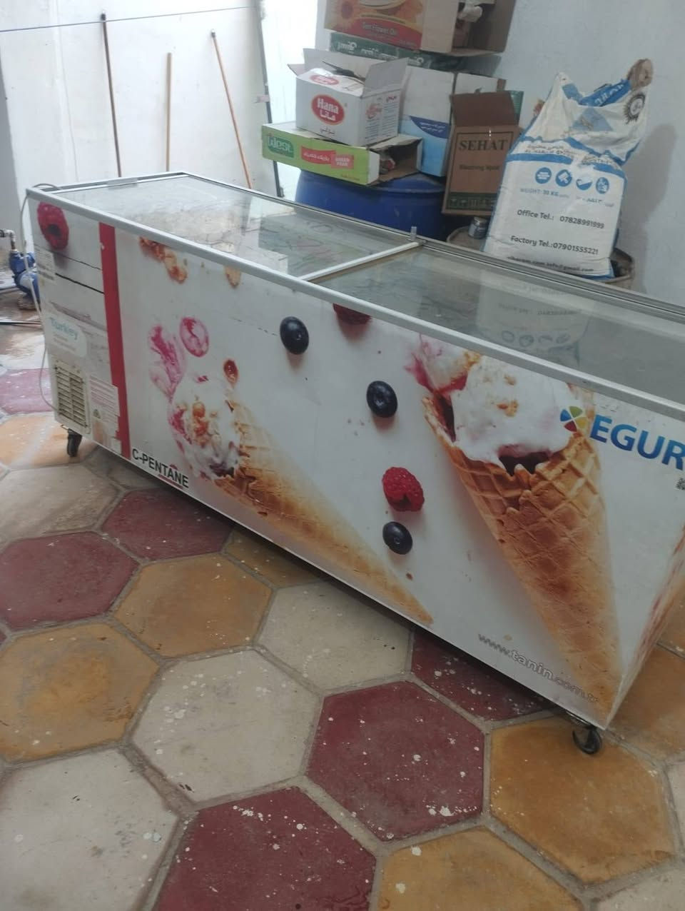 عارضه بطحيه نوعيه تركيه كلش نضيفه  السعر 800 وبيه مجال المكان طويريج للاستفسار ***********
