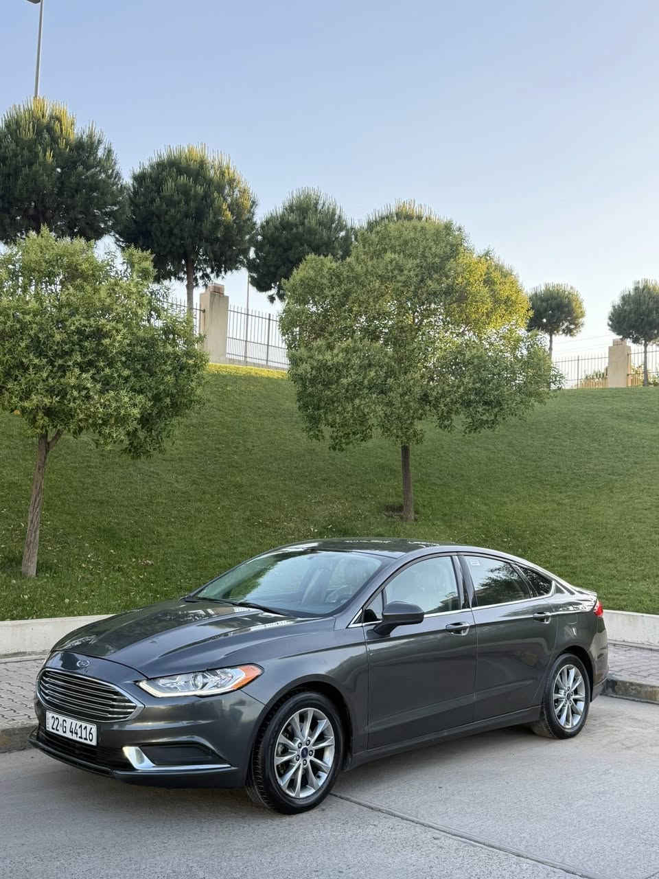 السلام عليكم ورحمة الله وبركاته
‏‎       ——— لـلـبـيع  ———

‏‎ فورد فيوچن .      —      Ford Fusion

‏‎وراد أمريكي.        —  ايرباك الستيرن 

‏‎الموديل               — 2017 

فئة                      — SE  

حجم المكينه       — V4/2500 

‏‎اللون                   — نفطي   

المسافه المقطوعه —134.000 

حالة السياره.    — جاملغ امامي صبغ - البنيد گلير فقط  ( صور الحادث داخل المنشور  ) 

‏‎المواصفات 
‏‎- بصمة تشغيل
‏‎-ترحيب عند الاقتراب 
-ليد نهاري 
‏‎- شاشه 
‏‎-تبريد منفصل 
-داخل لونين 
-تبريد قطعتين 
‏‎- بگ لايت LED 
‏‎- كود باب 
‏‎-تحكم ستيرن جهتين 
‏‎-تحديد سرعه 
‏‎-مانع انزلاق 
-كرسي السايق والراكب بحركة كهربائيه 
‏‎-ليد نهاري
‏‎-گير ماوس 
‏‎-كامره خلفيه دواره
‏‎باقي المواصفات المعروفه 

‏‎السعر            — اكتب تم ويوصلك السعر مباشر 

رقم السياره    — السليمانيه  

‏‎موقع  السياره — السليمانية 

‏‎للأستفسار.     — ***********—***********
