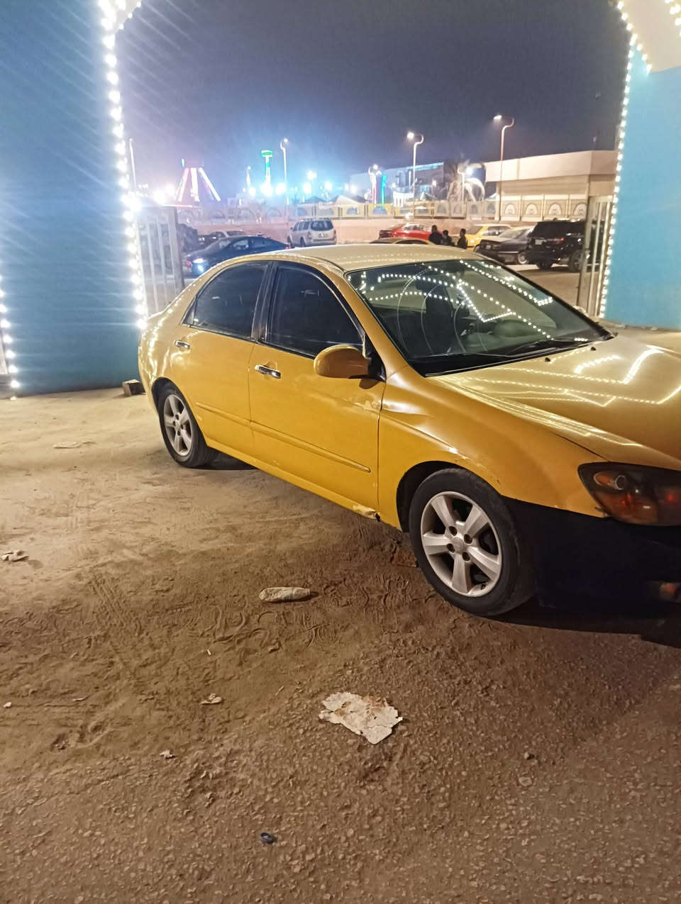 السلام عليكم سبكتره للبيع مديل 2009 رقم.   كربلاء  تحويل ثاني يوم سنويه جديده هيئه وغرامت مصفره حادثه جاملغ فقط حداديه تخم تاير كله جديد كير ومكينه كفاله جاهزه السياره من كلشي السعر73 وبيه مجال حك الجيه رقم الهاتف *********** مكاني بابل
