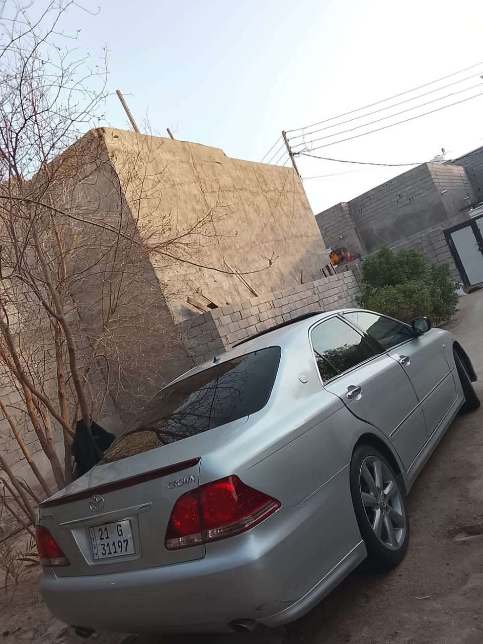 شاهينه موديل ٢٠٠٧ بيها كصه وحده جنطه جديده السياره وجاهزه رقم إنكليزي السعر ٤٥ وبيها مجال 
*********** البصرة, العراق
