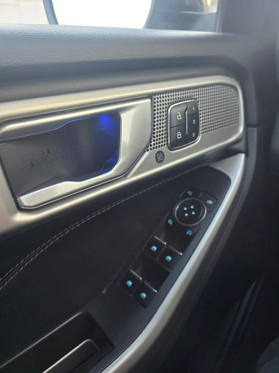 اكسبلور لبيع موديل ٢٢ بدون صبغ فقط تعديل بارد ماشيه ٣٥ رقم سليمانيه بسمي فول فول مواصفات لمتدد والسعر ٢٩٠ مكان السياره كركوك ***********
