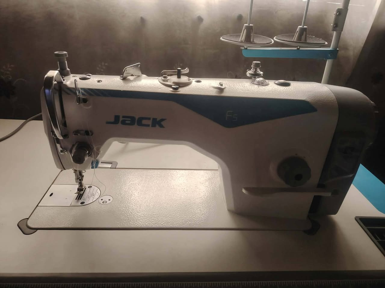 سلام عليكم
مكينة جاك 𝑭5 الاصلي 
مو مستخدمة چثير والله
سعر 365
اخذتها 380 
مكاني موصل حي النهضة


**إذا كنت صاحب هذا الإعلان وتريد حذفه لأي سبب، رجاءا أرسل رسالة إلى الدعم الفني**