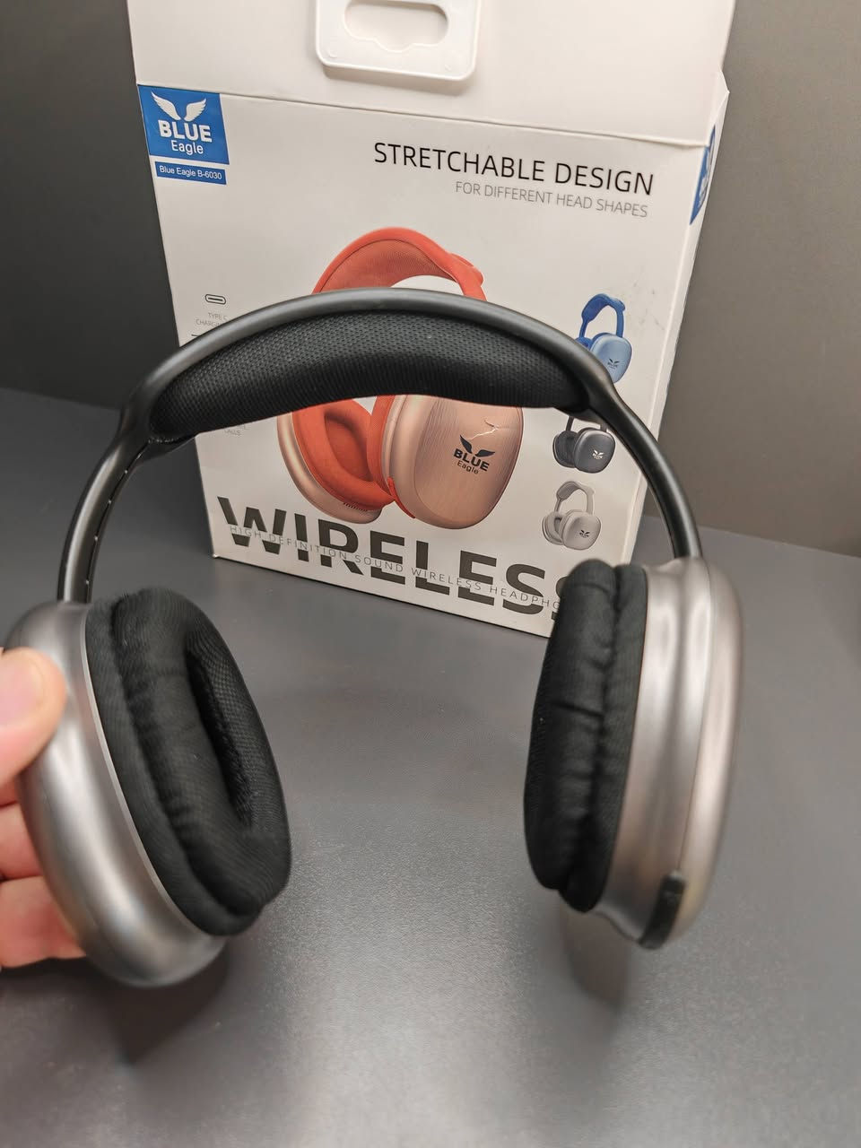 بسعر 15 الف تفحصها امام المندوب.. اذا مو صوت راقي ومحيطي لا تستلم الطلب
متوفر هيد سيت بلوتوث، ماركة معروفة وكوالتي ممتاز جدا، جديدة غير مستعملة
يوجد توصيل لجميع المحافظات ***********
