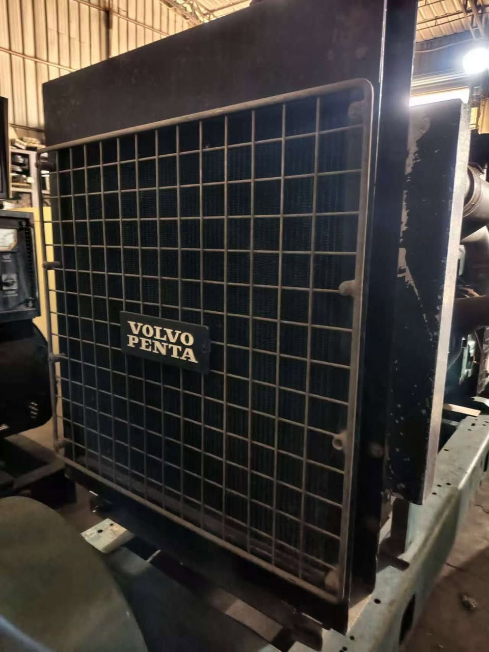 Volvo TAD720GE 195kva❤️, original Volvo, for sale at a low price. If you like it, please send me a private message 🥳🥳🥳


**إذا كنت صاحب هذا الإعلان وتريد حذفه لأي سبب، رجاءا أرسل رسالة إلى الدعم الفني**