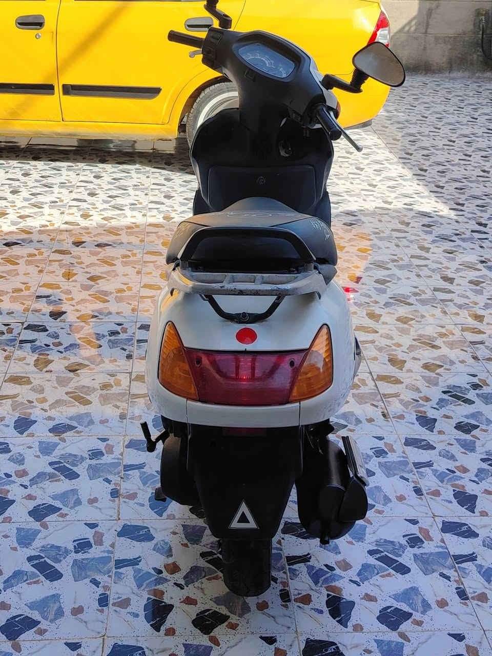 سلام عليكم سبيسي ياباني للبيع كفرات اصلي كابريتر اصلي مفتوحه اول فتحه رايمر دراجه خرسه وخير من الله كهربائيات شغاله عالي ناصي اشاير هندر سلف شغالات سعر 550 بيه مجال للشراي رقمي ***********
