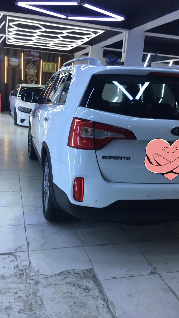 سورنتو كويتي فول 
موديل 15
كامل مواصفات 
باسمي 
السياره مكفوله من كلشي 
سونار موجود 
قطره صبغ او تعديل مابيه
مال جناي مكانه كربلاء 
تحويل ثاني يوم 
السعر اتصل 
***********
