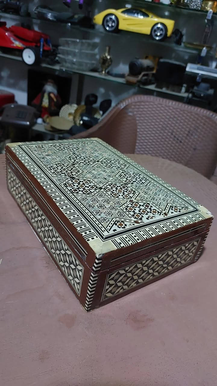 علبه صدف كبيره لعرض سعر


**إذا كنت صاحب هذا الإعلان وتريد حذفه لأي سبب، رجاءا أرسل رسالة إلى الدعم الفني**