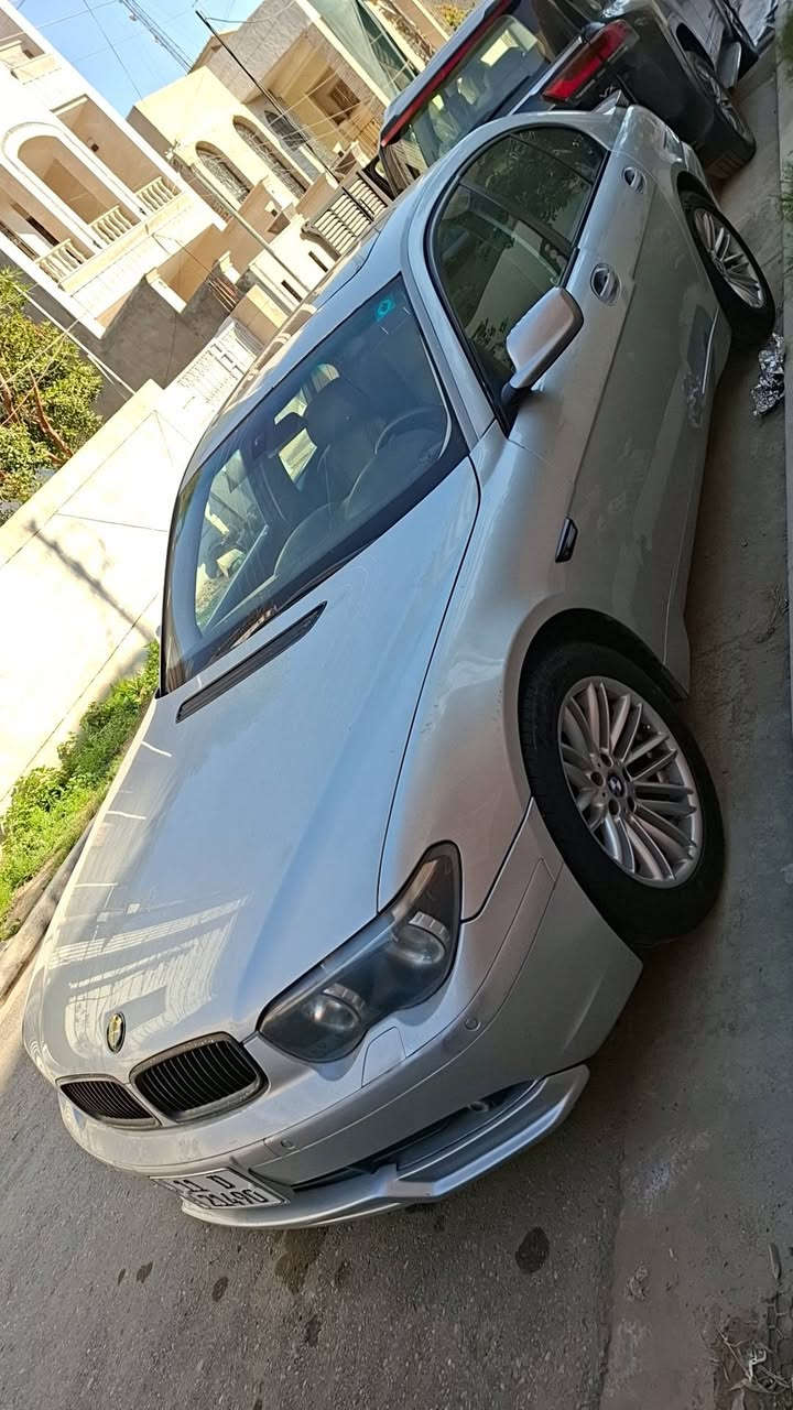 السلام عليكم للبيع موديل 2002
745i
ماشية ٢٣٠
باب قصير
سيارة ابلادية بدون صبغ بدون حادث 
وارد يابان 
بيهة جراد بل باب الخلفية وجاملغ الخلفي 

كير مكينة مكفولات

صدر امامي خلفي تخم تاير كلة جديد 

سيارة مابيهة اي نقص 
فول موصفات 

السعر ١٢٠ ورقة وبيهة مجال 
فقط المكينة بيهة لاستيك ولف 
فقط بيع 
مكان بغداد 

***********
