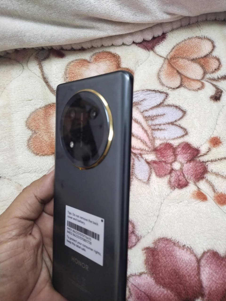 Honor x9c 5G
ذاكره 256

بطاريه 6600 عملاقه

بدون ملحقات 
نضيف كلش
شخط ما بي جهاز يخبل
نضافه99%

المكان بغداد بغداد شارع السعدون 

سعر 325 الف
***********
