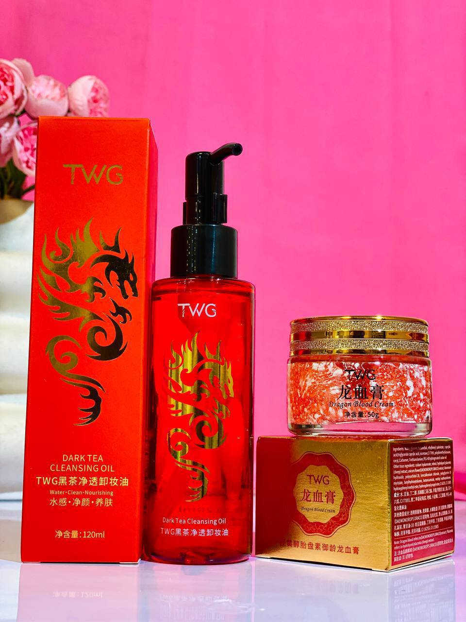 ♥️عرض التنين TWG♥️
للتبييض الفوري وتصفية ونضارة وتوريد الوجه يتكون من كريم دم التنين +غسول التنين الزيتي 💯

1.كريم TWG دم التنين للتبيض الفوري والدائمي
TWG
Dragon Blood Cream
خلطة دم التنين الحمراء الكورية الاصلية 💯❤
منتج أصلي 💯💯
* تجعل بشرتك أكثر بياضا دون أي آثار جانبية.
* تزيل البقع السوداء بالجلد.
* تزيل أي عيوب على الجلد.
* تجعل البشرة أكثر جمالاً وجاذبية.
* البشرة ستكون ناعمة.

2.غسول TWG. زيتي 
بفيتامين أي والشاي الداكن وزيت بذور الجوجوبا. 
لما يتفاعل مع البشرة جزيئات الزيت تمتص بقايا الميك اب والشوائب والدهون العالقة في المسام
• ينظف بعمق بدون
• الي عندهم مشكلة تراكمات الدهنية 
• يذوب الميك اب بسهولة حتى المضاد للماء 
ممتاز جداً لجميع انواع البشرة حتى الحساسة والدهنية
يستخدم كخطوة الغسول المزدوج 
يوضع على بشرة ويفرك لمدة دقيق ثم يشطف بالماء ويستخدم بعدها الغسول العادي.
سعر العرض ١٠ الف
🚘يوجد خدمة توصيل لجميع محافظات العراق 
الحجز خاص واتساب***********
