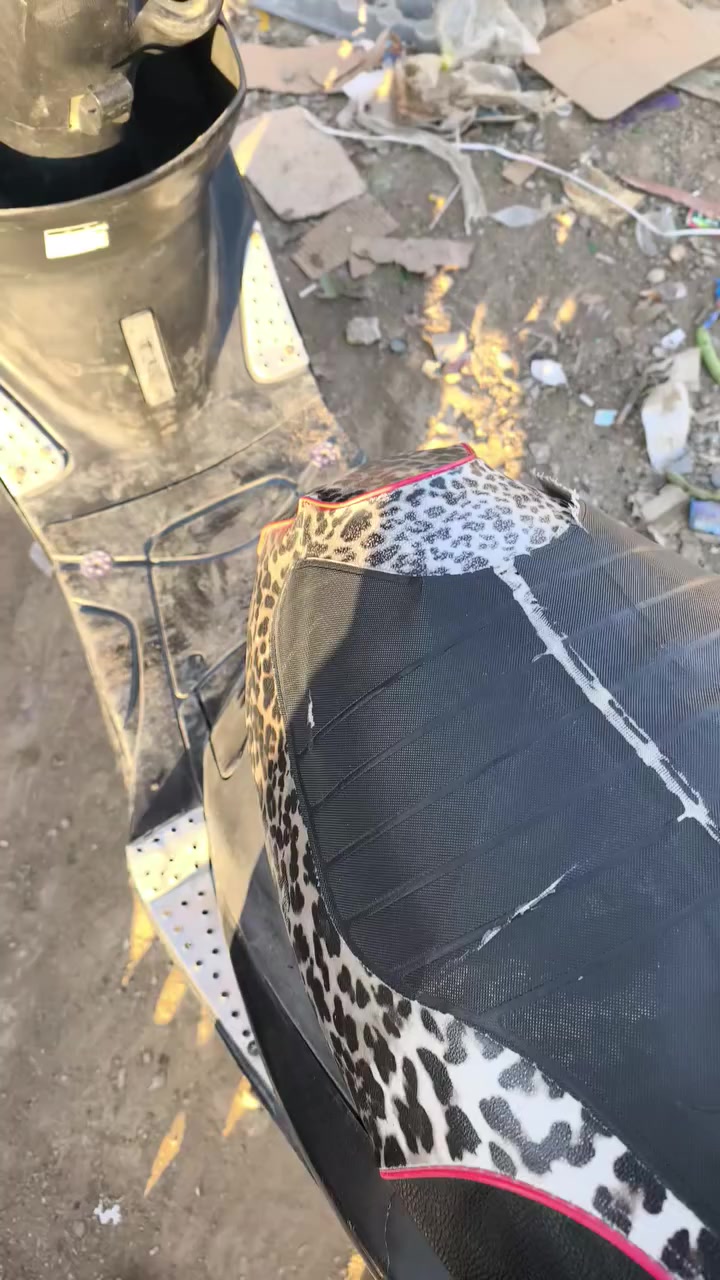 للبيع
السلام عليكم دراجة ماكس عدله 
دراجة مكفولة 
السعر 450 وبيها مجال 
رقمي ***********
