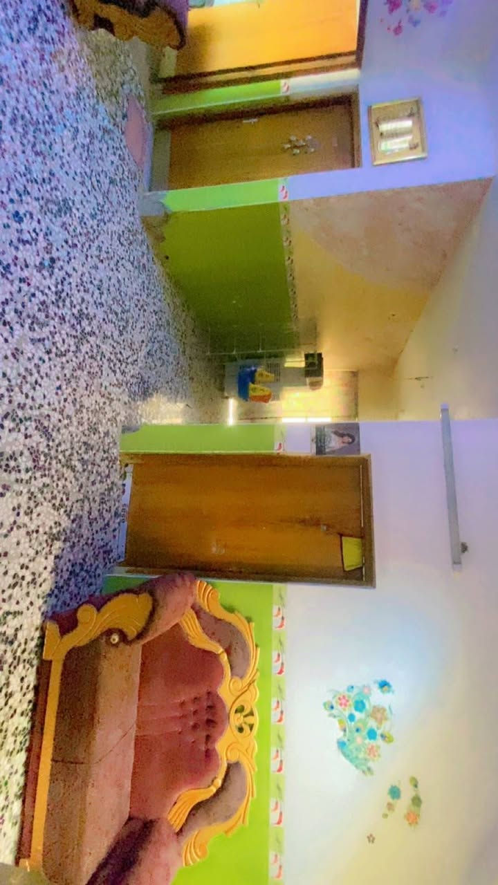 بيت للبيع  طابو صرف مساحه ٢٦٠ ورديه خارج سعر 90 وبي مجال ***********
