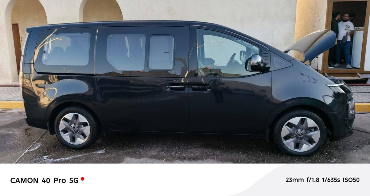السلام عليكم 
ستاريا للبيع 2022 vib فول مواصفات
گاز 
بيها حادث جاملق وباب صفحة وبيها رشات صبغ 
مكاني بغداد 
رقم الهاتف ***********
السعر 185 وبيها مجال بسيط
