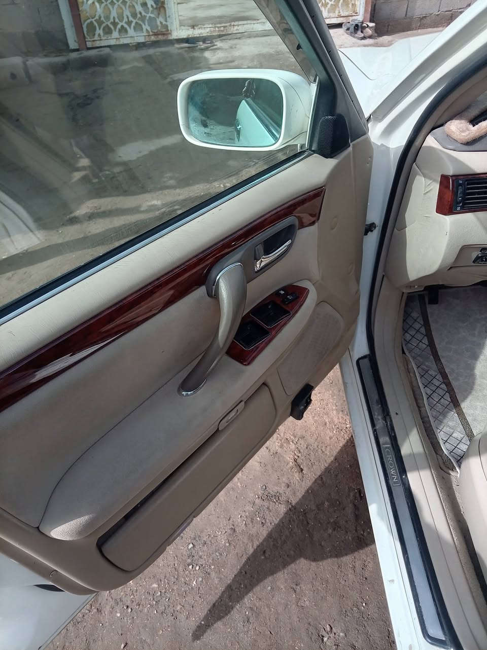 ملكة دكمة وحدة محرك ديفور الزغير دخول جديد كصة جنطة متوووم شمالي السعر 40 وبيها مجال


**إذا كنت صاحب هذا الإعلان وتريد حذفه لأي سبب، رجاءا أرسل رسالة إلى الدعم الفني**