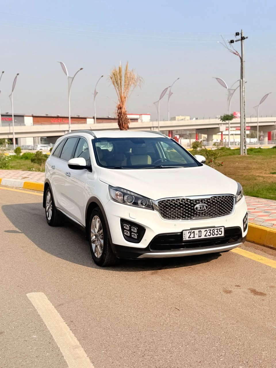 السعر 238ورقة بي مجال بسيط للطيبين
السيارة كلين تايتل ،فول مواصفات عدا الفتحه-محرك 6سلندر،ماشية 100الف العنوان كركوك للتواصل*********** Singapore
