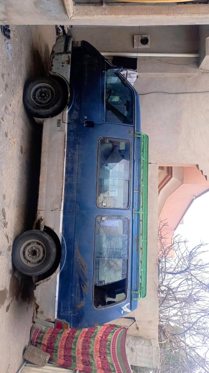 كيا بستا   موديل 95 محرك 3000
كير  كايم   السعر 10 وبيها مجال 
للتواصل *********** أو خاص
