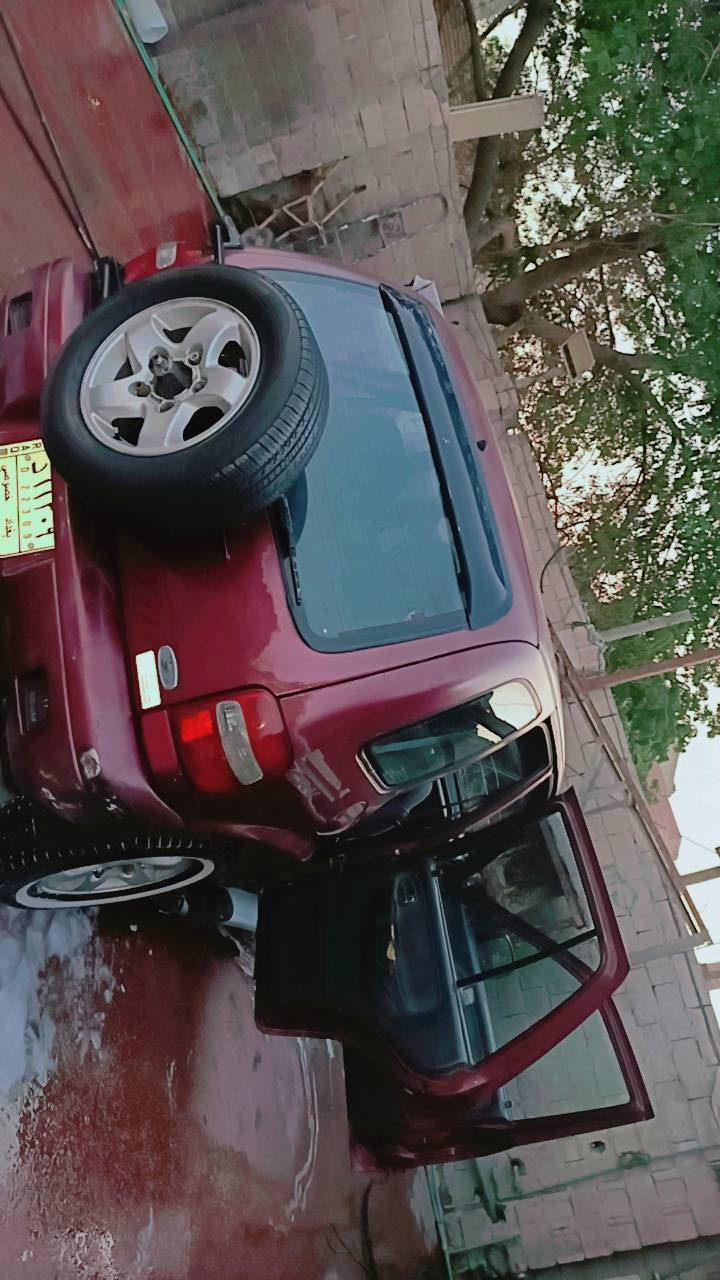 سلام عليكم مرخصه مدير الكروب سبورتج مديل ٩٣ رقم بقداد خصوصي سياره بلادي قطره سبق ما بيهه مكينه وكير وكسل كله مكفول تخم تاير جديد المامي جبلي مكان سياره مدينه الصدر قرب مطعم وليد السياره خير من الله السعر ٤٠ وبيهه مجال ***********اسياره بسمي تحويل ثاني يوم
