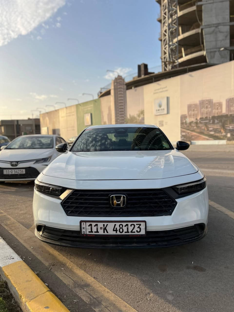 HONDA ACCORD 2024 SPORT
للبيع فقط .... 
هوندا اكورد موديل 2024 
ماشية 10 الف ميل فقط 
فئة SPORT 
حادث . تبديل بنيد فقط بدون اي دواخل دعاميه اماميه نفسها بلادية 
كشنات مخمل . 
قيادة ذاتية 
توقف تلقائي 
تحديد مسار 
عدسة زنون + لد نهاري 
فتحة سقف 
السيارة جاهزة ورقم بغداد 
مكان السيارة بغداد الغزالية 
السعر 18.800 والشراي يتدلل 
موجود واتساب ***********》
