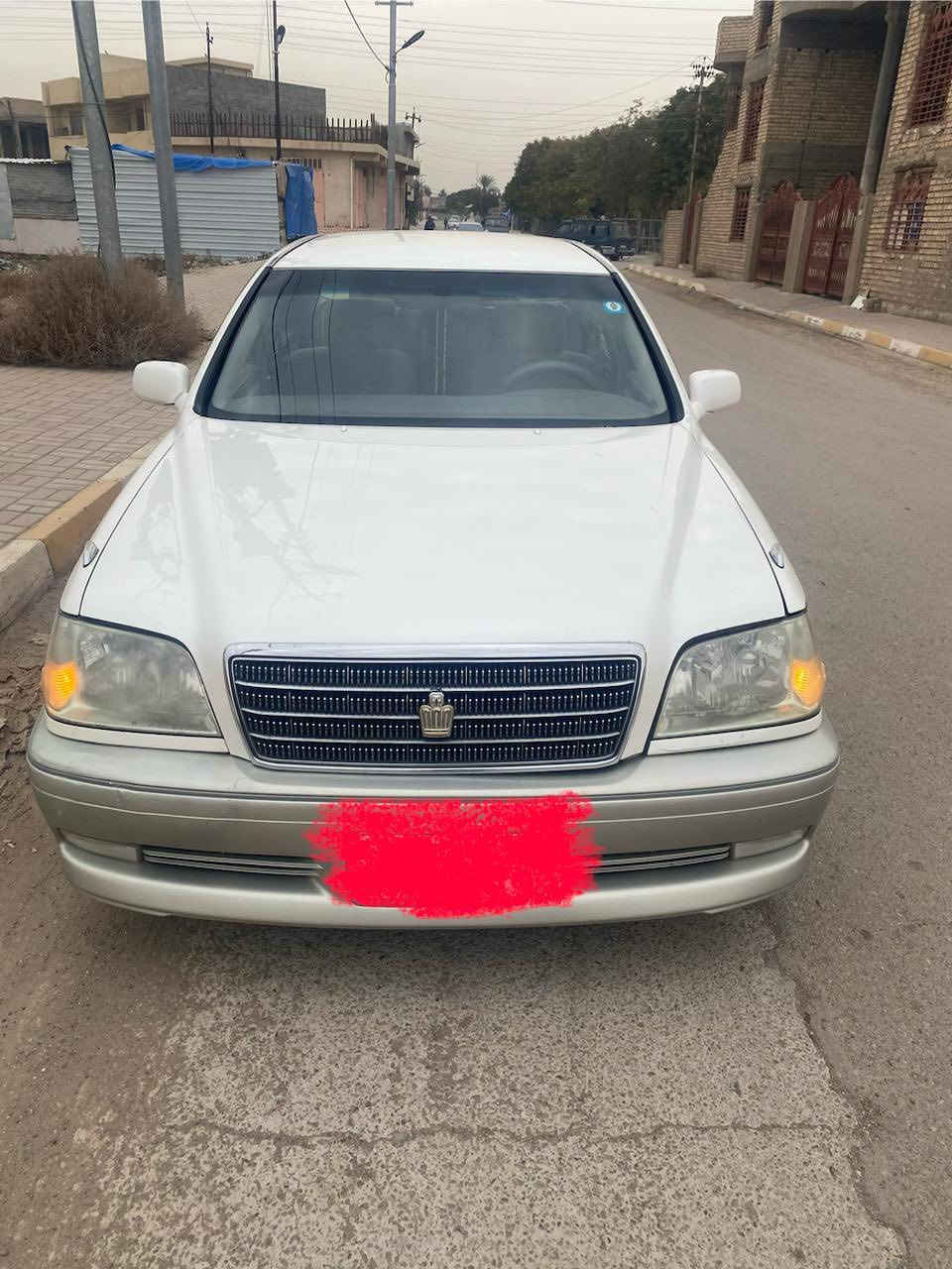 السلام عليكم
سياره للبيع تويوتا كراون ملكه موديل 2005 اصل وبيها كتاب كمرك بتحديد الموديل 2005 ، السياره مكفوله من كل النواحي بستثناء جاملوغ خلفي صبخ تبريد قطعتين المحرك D4 الكبير دبل شاشه اصل اربع دكم تحوير نجف فوك جوه حجر بيئه صالنصة بيها موصفات الملكه معروفه  حداديه اماميه نصف عمر رقم صلاح الدين / دولي بسمي شخصيا شرط التحويل قرار 48   
سعر السياره 115$  وبيها مجال مكان السياره صلاح الدين / الدجيل 
رقم الهاتف ***********
***********
