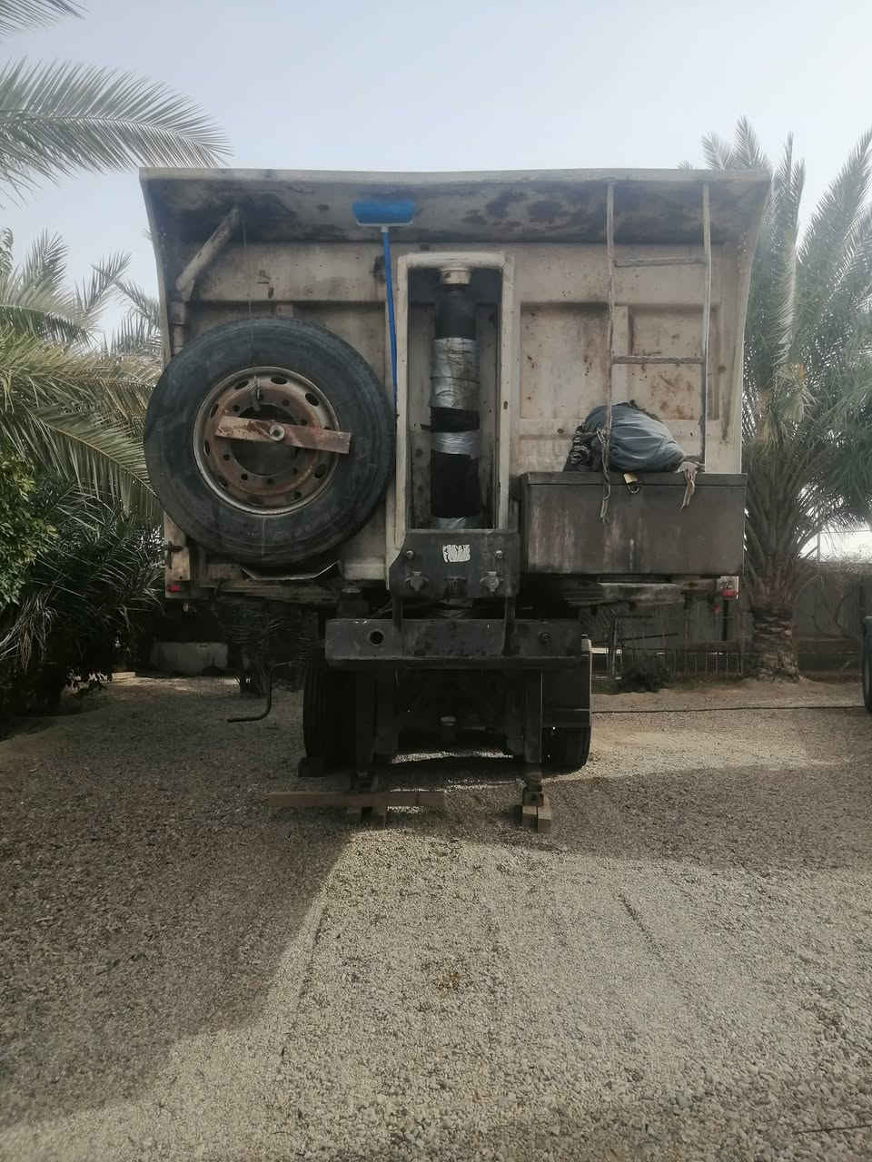 سلام عليكم عربانه للبيع المانيه جاهزه للعمل مكان الانبار هيت استفسار اتصل على الرقم *********** ***********
