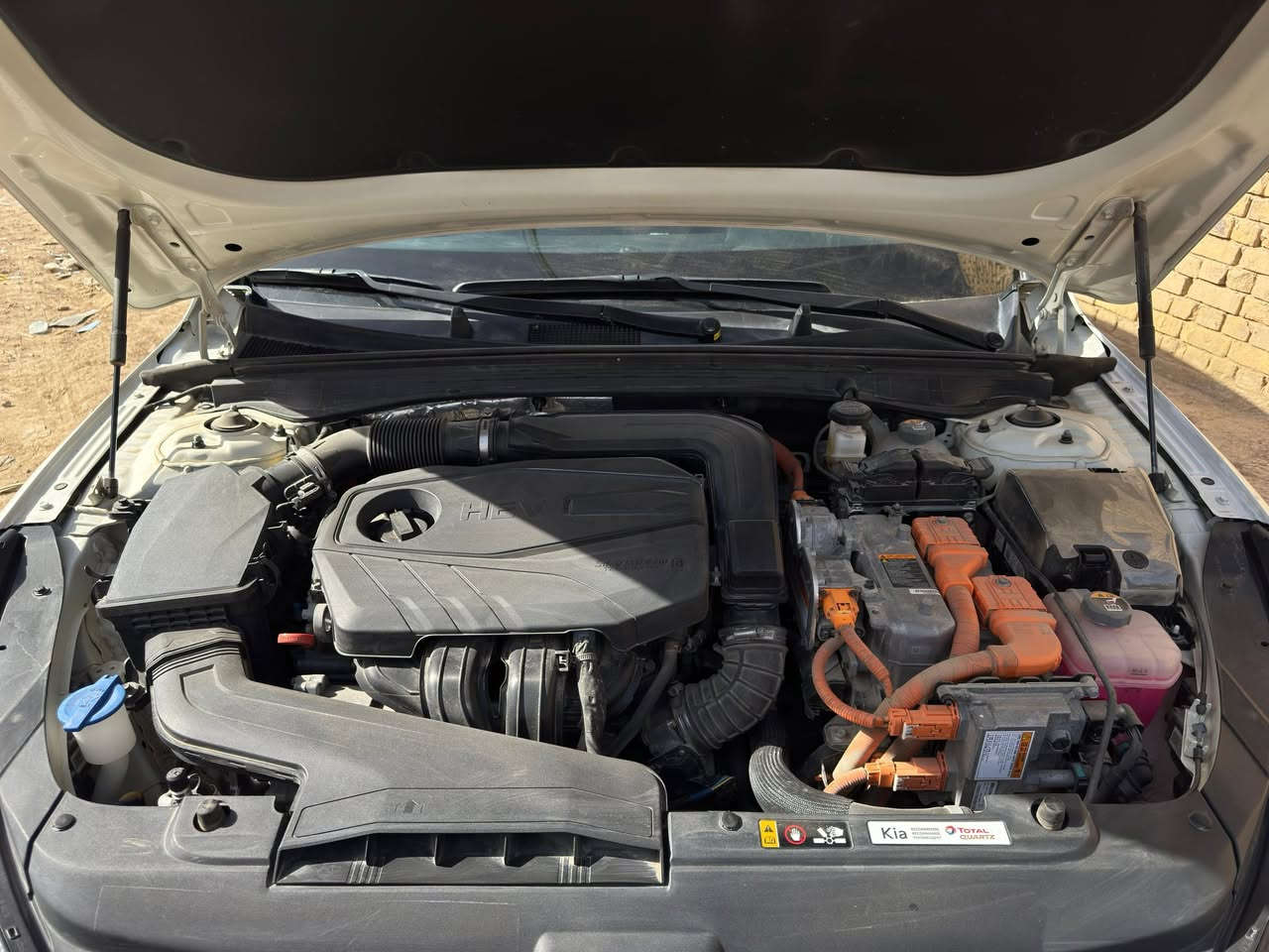 كي 5 موديل 23. مرقمه. هايبرد.  فقط تبديل جاملغ الأيسر. بيها صبغ صفحه الايمن   يعني ملاحضات بيها. موصفات حلوه بيها  بصمه شاشه كشن كهرباء  تشتغل عن بعد. موجوده ديوانيه سياره.  سعر.  162 
ستار ***********
منتظر ***********
