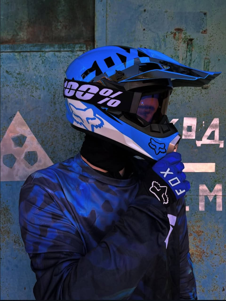 خوذه جديده للبيع ***********
