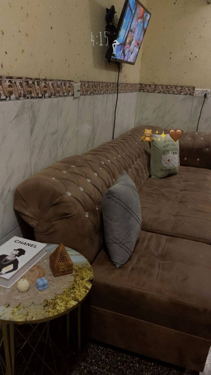 السلام عليكم غراض بيت للبيع كاونتر + تخم 8 مقاعد+غرفت نوم +ثلاجة
التفاصيل اتصل ***********
