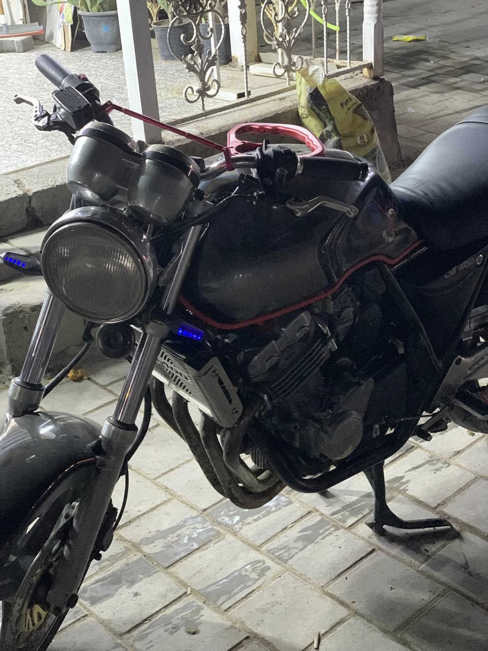 سلام عليكم سيبي فور مكينه 400 دراجه كفاله عامه اي نقص مابيه مكينه هاون ناعمه دراجه فول نضافه مكينه خير من الله كله بلاد بكاني بغداد الشعب رقمي *********** السعر 12 ورقه وبيه مجال بسيط
