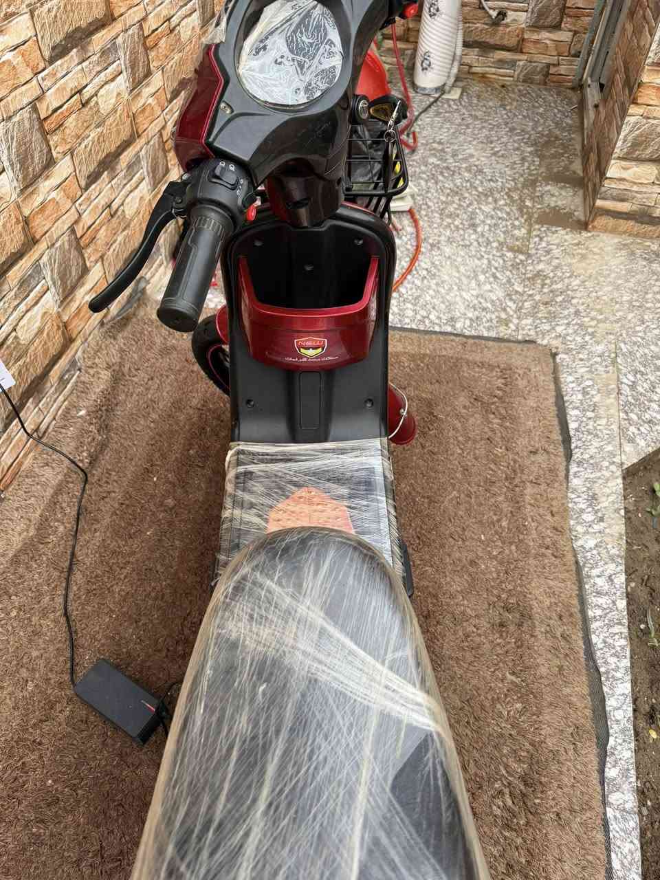 السلام عليكم دراجه للبيع حجم 20 موديل 2025 5 بطاريات دراجه كلش نضيفه استعمال قليل كلش مضمومه بالبيت لآ مصلحه ولا بيها اي عطل فقط التاير الوره مبنچر تصليحه سهل كلش السعر 550 العنوان البصره قضاء ابي الخصيب البهادريه 
الرقم /***********
