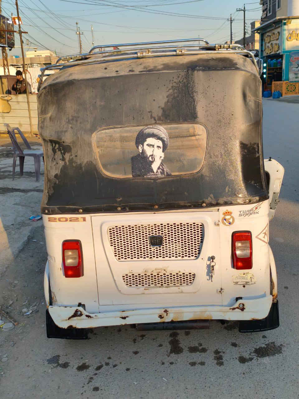 سلام عليكم تكتك 21شهر4رقم وسنويه تكتك خير من الله الكهربائيات كله شغاله الحديد كدامك بس المكينه اكفلك ياه من تنقيص وتبخير سعر 7ملاين وبيه مجال مكان بغداد زعفرانيه رقم ***********
