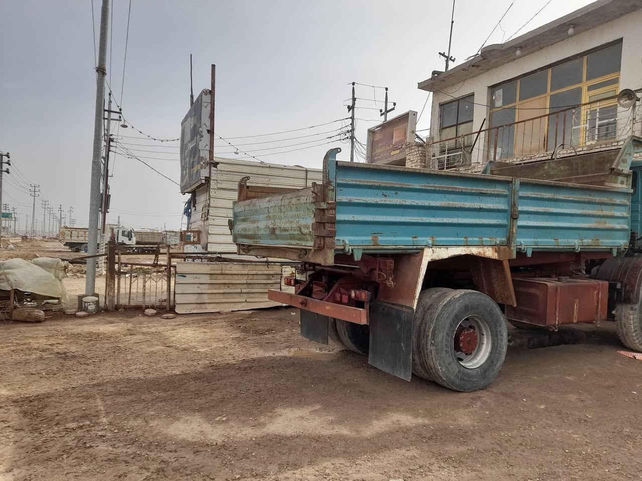 السلام عليكم البيع بدي ابلادي عكعك الاستفسار *********** / ***********
