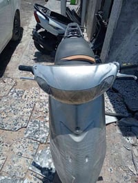عصفوريه دراجه نضيفه مكينه بلاديه ممفتوحه نقصها باتري تعبان او تنظيف كا...
