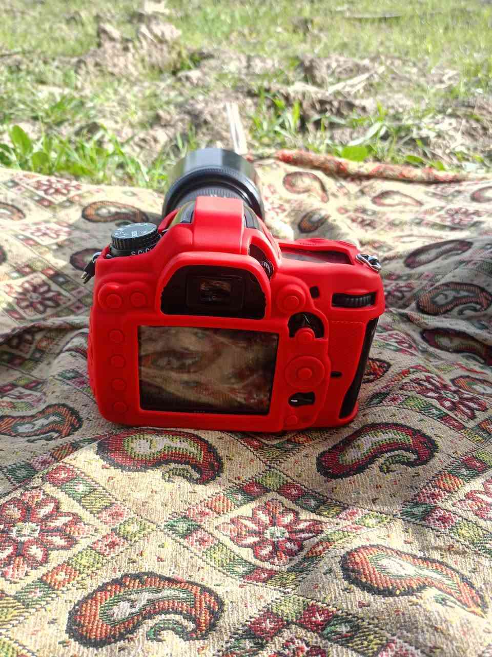 للبيع كامرا 7000D
مكان النجف توصيل موجود 
ملحقاتها  بطارية اصلية
شاحن اصلي
توصالة اصلية 
جنطة نيكون الاصلية 
بيوت رام 
جلدة حمرة گفر حماية 
رام اصلي ٦٤ 
رام اصلي ٣٢
سعر 500 بيه مجال حك جيه 
رقم الهاتف ***********
