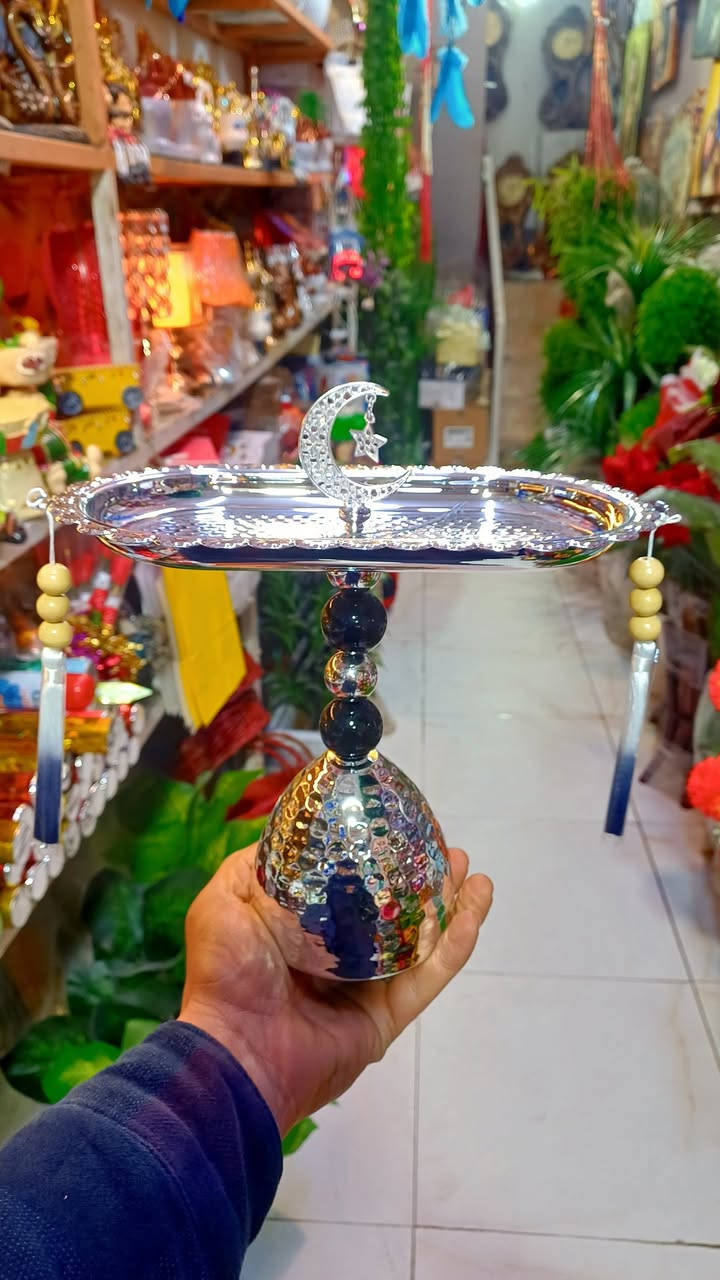 شهر #رمضان_المبارك 
تتوفر في معرض تحفيات وهدايا البحراني
كل مستلزمات شهر رمضان 
من تمريات وفنانيس ونشرات وستيكرات وهلال وفوانيس 
العنوان طويريج بداية سوق النساء
قرب بسطيات الفلافل 
يوجد توصيل داخل طويريج فقط 
***********
