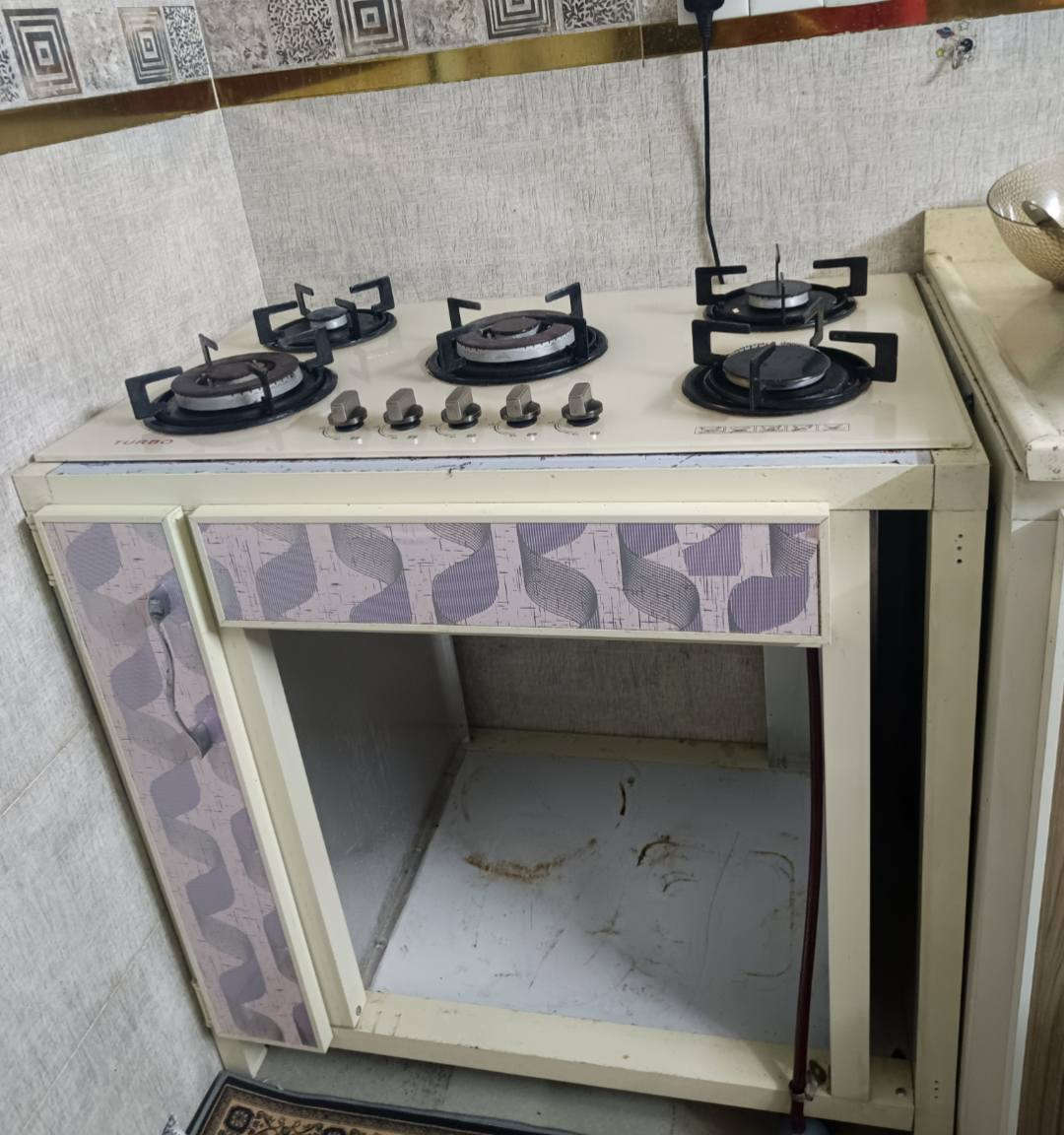 للبيع طباخ وياالميز وميز تلفزيون ٤قطع بي نشرة قياس ١٨٠ وديوان ٧امتار ونص جديد مستعمل اقل من شهر الغراض شرط النظافة العنوان (( كركوك))


**إذا كنت صاحب هذا الإعلان وتريد حذفه لأي سبب، رجاءا أرسل رسالة إلى الدعم الفني**