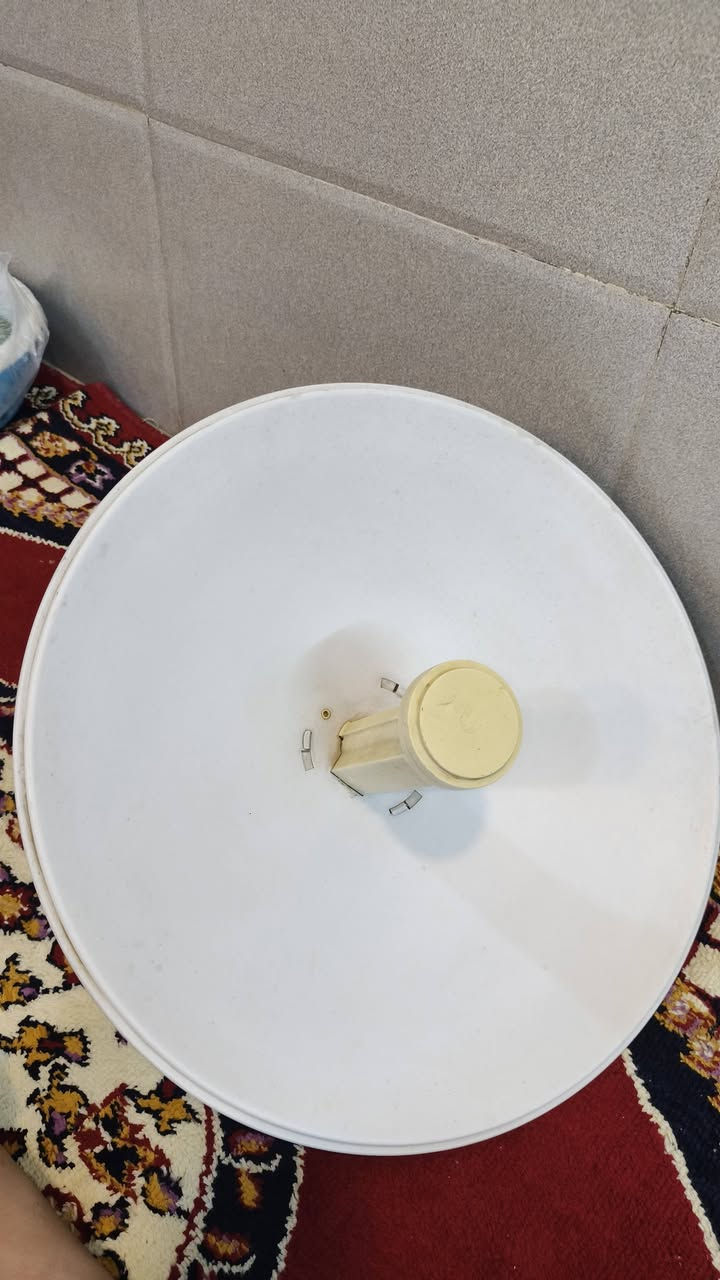 للبيع  واتساب ***********
