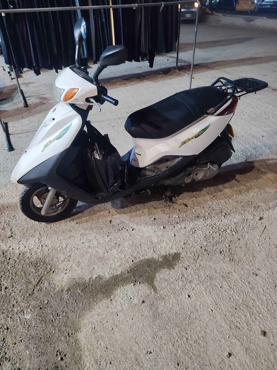 دراجه بريز للبيع 
مكينه ناعمه كلش 
شغاله سلف وهندر 
كهربائيات كلهه شغاله 
دراجه كل نقص مابيهه 
المكان البلديات تقاطع الكهرباء 
شراي اتصل ‏‪0771 509 8070‬‏
السعر 450
