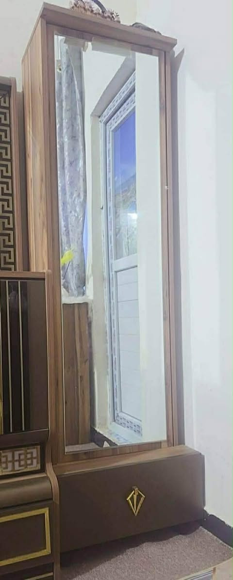 غرفة تركية 11قطعة نضافة فول خدش واحد مابيها المكان السماوه رايديها بمليون و600بس شراي صدك يجي خاص


**إذا كنت صاحب هذا الإعلان وتريد حذفه لأي سبب، رجاءا أرسل رسالة إلى الدعم الفني**