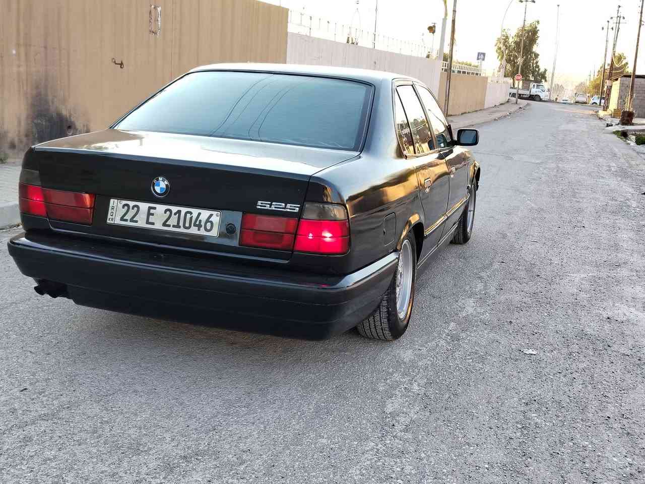 بي ام للبيع 525بلاد أوتوماتيك شرط كير محرك رقم اربيل شرط تحويل او وكاله سياره مابي ضربه سعر ٥٩ وبي مجال *********** مكاني بين كركوك واربيل موديل ٩١ سلايت تبريد شغال رقم اربيل دولي
