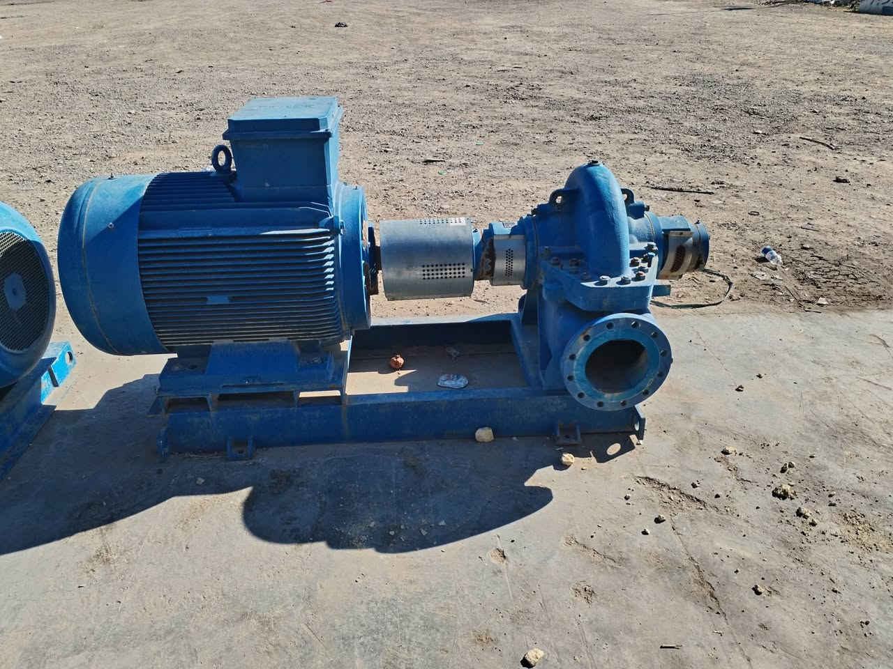 سلام عليكم مضخات عدد 2للبيع  الصنع تركي
***********
